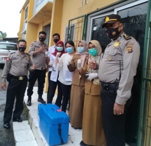 Vaksinasi Sesuai Jadwal, 19.080 Dosis Didistribusikan ke Puskesmas