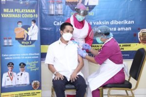 Dapat SMS Blast, Ratu Dewa Ikut Protokol Suntik Vaksin Covid-19