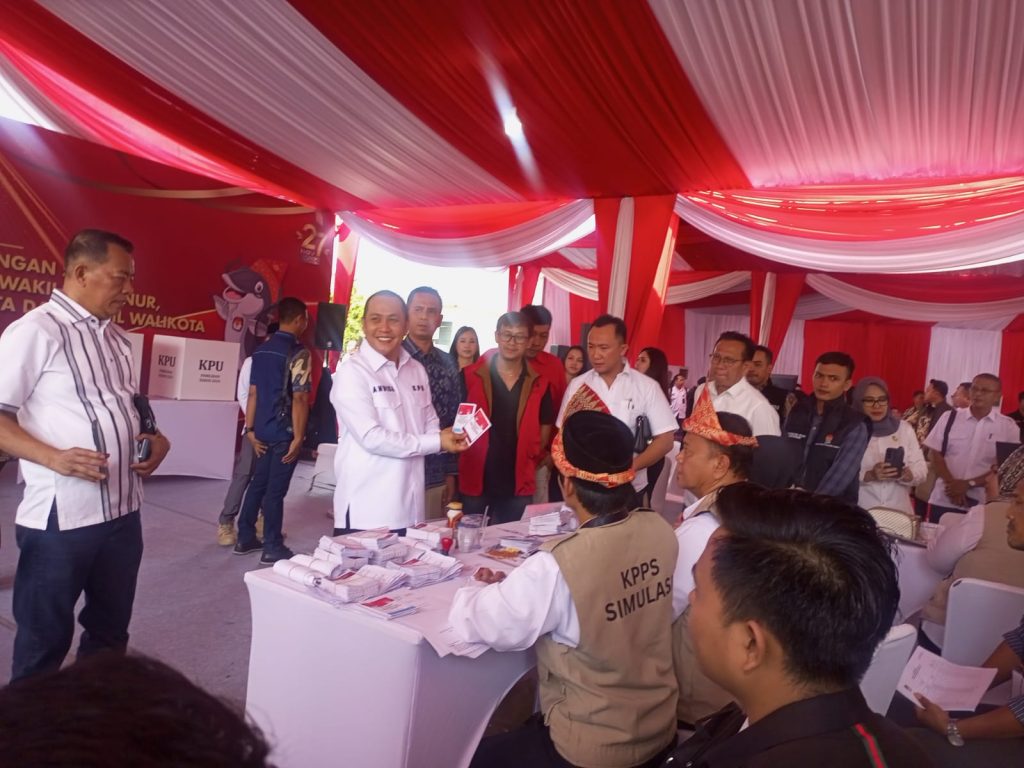KPU Sumsel Ungkap Rahasia : Hanya Butuh 2 Menit untuk Menyalurkan Suara!
