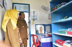 Demi Masyarakat Sehat, Bupati OKI Tinjau Langsung Puskesmas Terpencil di Teluk Gelam!