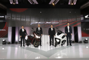 Generasi Baru Skutik Premium : New Honda PCX160 Hadir dengan Teknologi Canggih dan Desain Mewah!