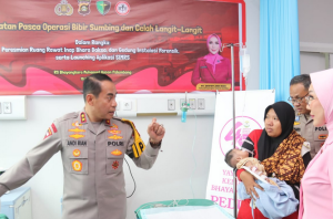 Dukung Nawa Cita : Kapolda Sumsel Launching SIMRS dan Bakti Kesehatan di RS Bhayangkara