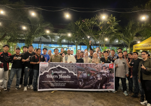 Aksi Keren! Bikers Honda Palembang Berbagi Takjil dan Sembako di Bulan Ramadan