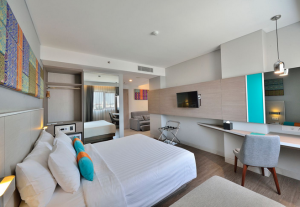 Libur Sekolah Makin Seru! The 1O1 Palembang Rajawali Bagi-Bagi Pizza Gratis dan Hadiah Anak!