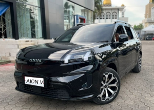 SUV Listrik Mewah Harga Terjangkau? Aion V Jawab Tantangan Pasar Palembang!