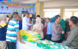 Inflasi Terkendali, Warga Senang! Wakil Wali Kota Franky Nasril Buka Gerakan Pangan Murah