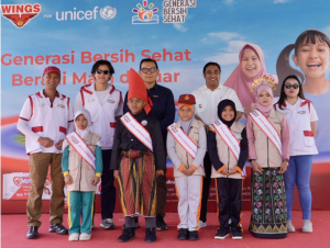 WINGS for UNICEF & NUVO Family Raih Rekor MURI, Ribuan Anak Sekolah Jadi “Generasi Bersih Sehat”!