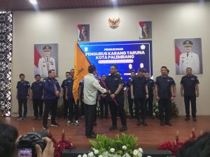 Semarak! Karang Taruna Palembang Resmi Dilantik, Ratu Dewa Siapkan Ambulans Baru