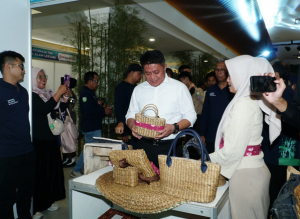 Herman Deru Ajak Warga Sumsel Stop Polusi Plastik : “Ini Tanggung Jawab Kita Bersama!”