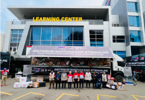 Aksi Kemanusiaan Terbesar Tahun Ini : Bantuan 500 Ton JNE Diberangkatkan untuk Korban Bencana!