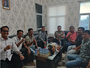 Kapolsek Bayung Lencir Gandeng Wartawan, Bangun Sinergi Demi Kamtibmas