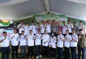 Bursah Zarnubi Tinjau Kebun Buah Cuko Simpou, Lahan 5 Hektare Disulap Jadi Agrowisata Desa!