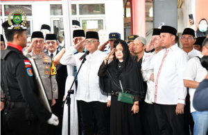 Andie Dinialdie Hadiri Pemakaman Alex Noerdin, Momen Haru Lepas Sang Mantan Gubernur Sumsel