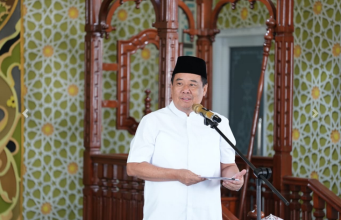 Wakil Gubernur Cik Ujang Sholat Jumat di Masjid Ummul Tumina, Tegaskan Komitmen Pembangunan Sumsel