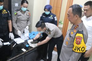 Kapolda Sumsel Pimpin Langsung Tes Urine Mendadak, Zero Tolerance Narkoba Tanpa Ampun!