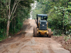 Gerak Cepat Bupati Toha Tohet! Jalan Simpang Sari – Ulak Paceh Segera Ditangani Darurat