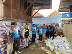 Jelang Idulfitri, Warga Pagar Gunung Serbu Pasar Murah! Harga Sembako Bikin Lega