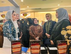 Dihadiri Ketua TP PKK Kota Palembang Dewi Sastrani Ratu Dewa, Kriya Sriwijaya Raya Fashion Meriahkan PIM