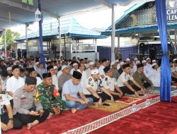 Erwedi Supriyatno Serahkan Remisi Idul Fitri di Rutan Palembang, 8 Warga Binaan Langsung Bebas