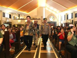 2.671 Personel Disiagakan, Kapolda Sumsel Tinjau Pengamanan Paskah di Gereja Santo Yoseph