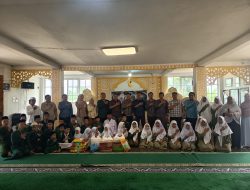 Aksi Humanis Polda Sumsel, Anak-anak Yatim Terima Bantuan di Hari Buruh