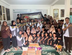 Penuh Haru, Ditintelkam Polda Sumsel Santuni Puluhan Anak Yatim di Palembang