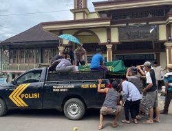 Polsek Muara Pinang Bantu Antar Jenazah Warga dengan Mobil Patroli