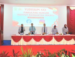Puluhan Mahasiswa IRS Resmi Sandang Gelar Sarjana Hukum, Rektor Berpesan: Jadilah Lulusan yang Bermanfaat bagi Masyarakat