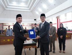 Bupati Ogan Ilir Hadiri Rapat Paripurna Tingkat II, Sampaikan Pendapat Akhir Atas Raperda Inisiatif DPRD